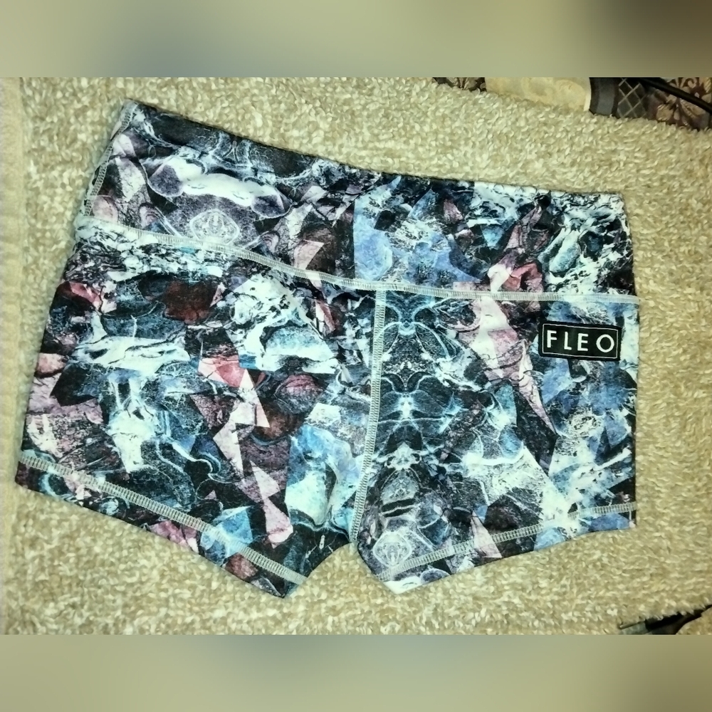 Fleo women's shorts
